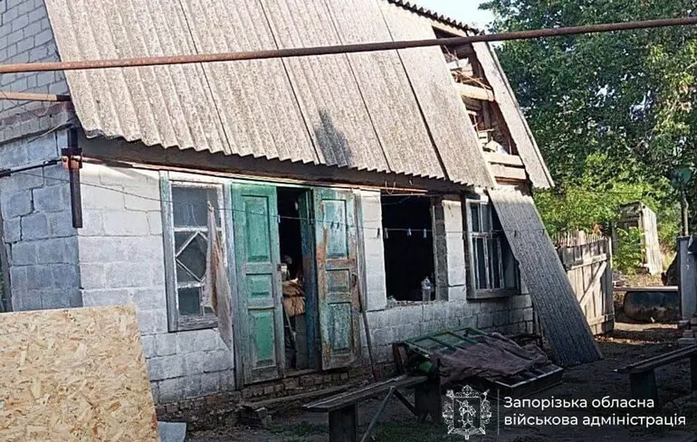 У Запорізькій області росіяни влучили КАБом по будинку, загинули люди — ОВА