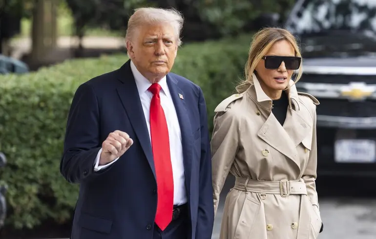 Дональд Трамп прибув до Великої Британії з дружиною та власним гелікоптером: як зустріли президента