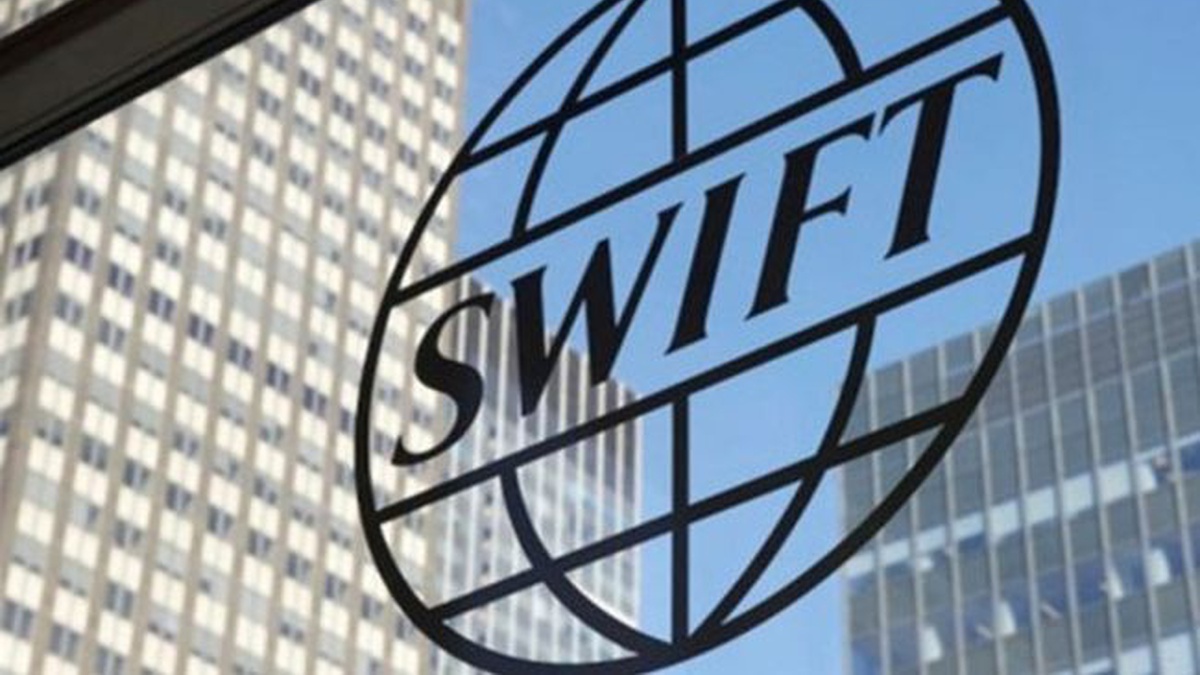 ЄС може відключити 20 російських банків від SWIFT, а граничну ціну на нафту знизити до $45 – ЗМІ