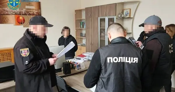 Керівництво «Укрзалізниці» на Вінниччині викрили на мільйонних розтратах під час виплат надбавок