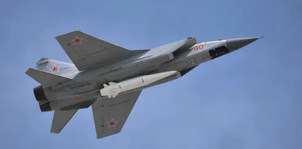 Росія атакувала Україну ракетами «Кинджал»: де пролунали вибухи