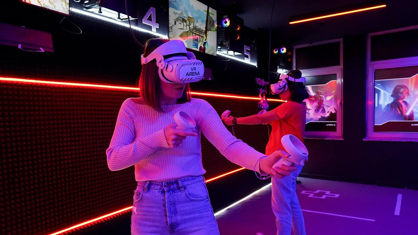 Як запустити прибуткову VR-парк франшизу з ANVIO: Покроковий посібник
