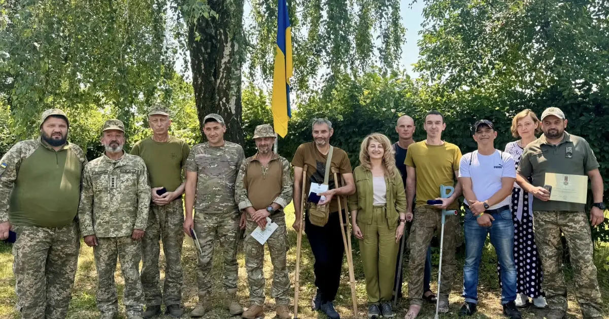 На Вінниччині військові 120-ї бригади ТрО отримали державні нагороди та почесні відзнаки