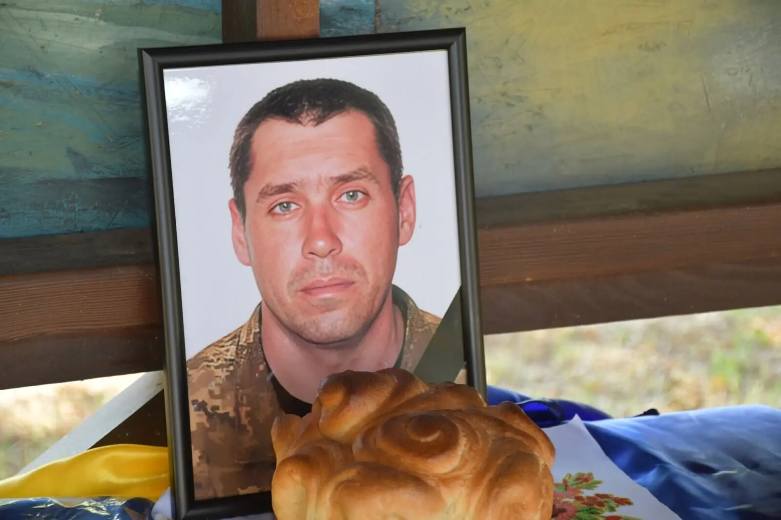 Залишилися мати та брат: у Нікополі провели в останню путь військового