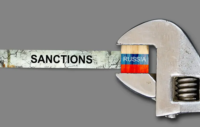 Відсутність нових рішень призводить до ослаблення вже введених російських санкцій — NYT