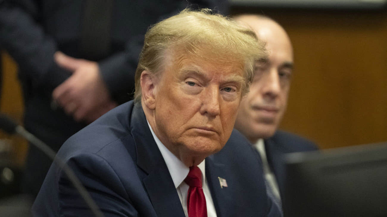 Трамп каже, що має "червону лінію" у своїй голові щодо переговорів між Україною та РФ