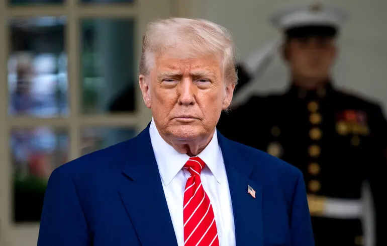 Трамп закликав мешканців Тегерана евакуюватися через соцмережу, яка недоступна в Ірані