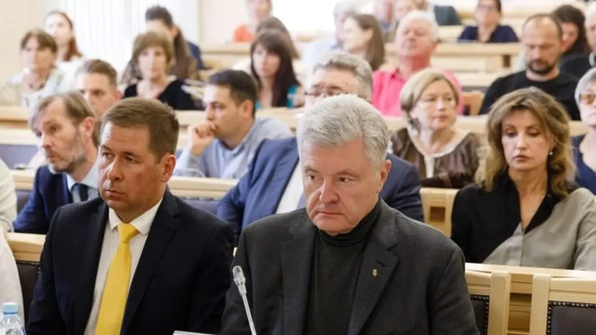 Порошенко розцінив заяви Свириденко та Проніна щодо підстав запровадження санкцій проти нього як свідчення їх фальсифікацій