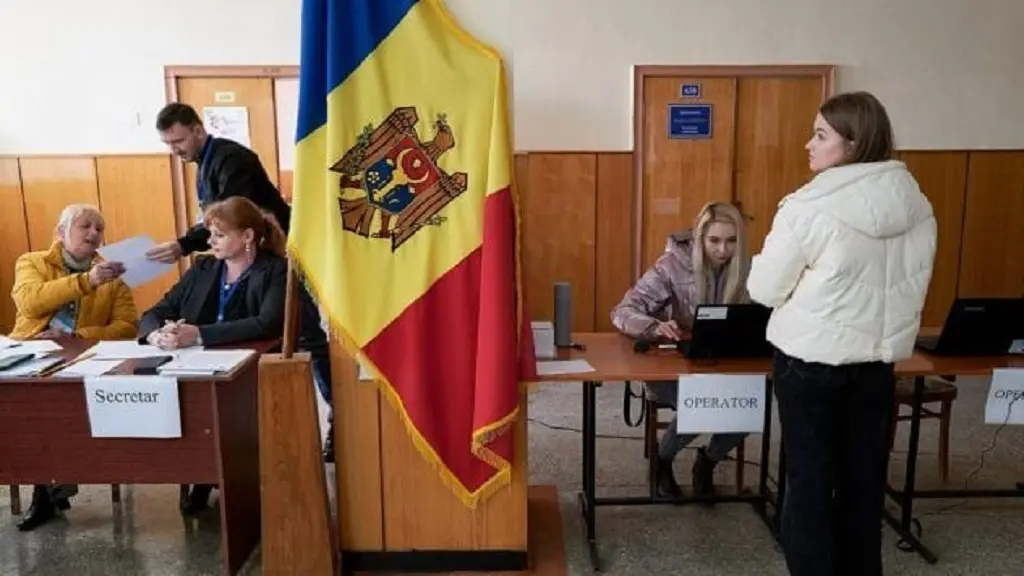 У Молдові відбуваються парламентські вибори – вони визначать політичний курс країни