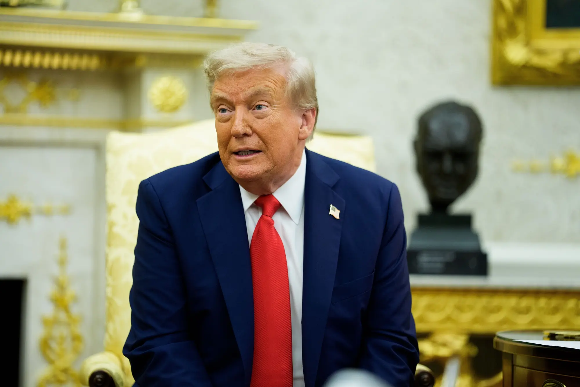 Трамп заявил, что Украина "получит много земли"