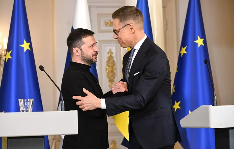 В Україні діє мультисистема проти російських дронів, ми готові поділитися досвідом з Польщею — Зеленський