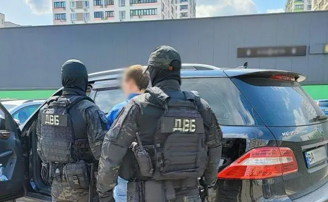 Обіцяли зняти з розшуку ТЦК: затримали киянина, ексслужбовця держпідприємства