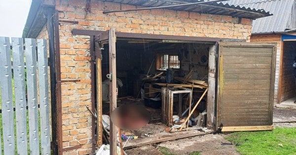 На Рівненщині внаслідок вибуху біля будинку загинув 40-річний чоловік