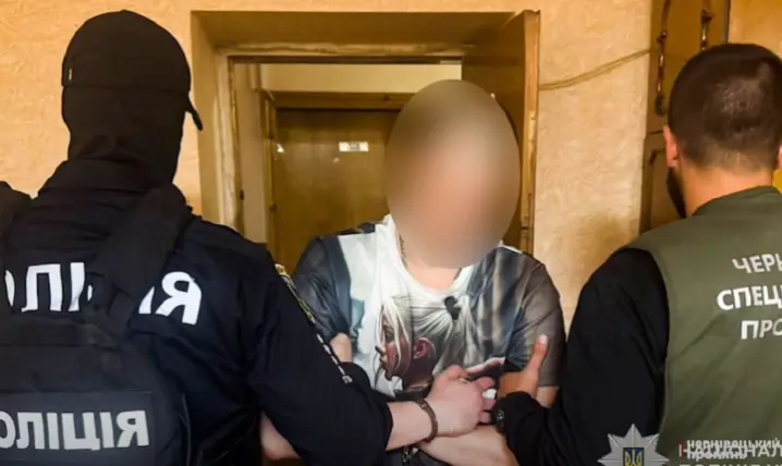 На Буковині затримали «складмена» та «закладчика» наркотиків