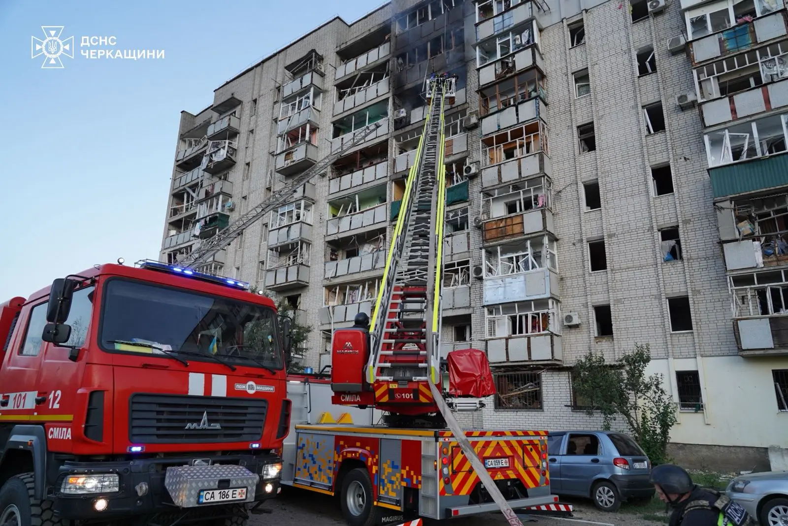 У Смілі на Черкащині внаслідок російської атаки пошкоджено багатоповерхівки, серед травмованих є дитина