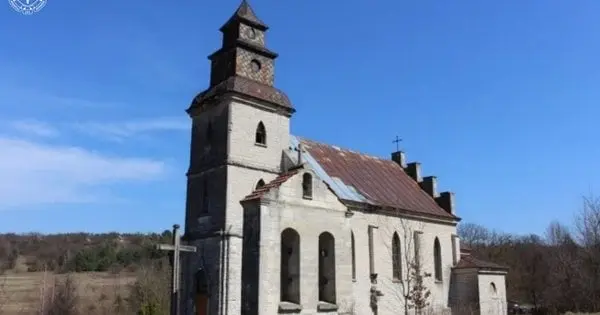 Неоготичний костел початку ХХ ст. на Львівщині повернули у власність громади