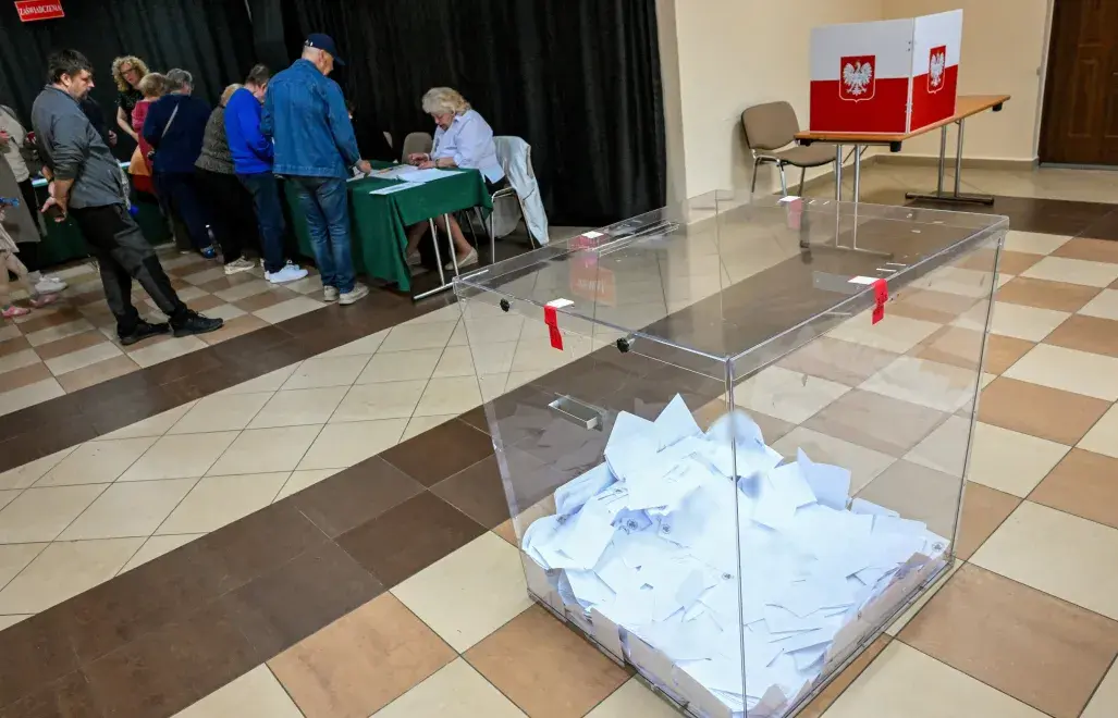Вибори президента в Польщі: явка в другому турі попередньо перевищує перший