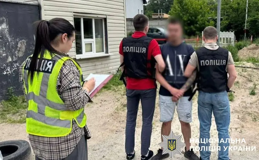 У Києві судитимуть чоловіка, який за $2000 обіцяв «зняти» військовозобов’язаного з бази «Оберіг»