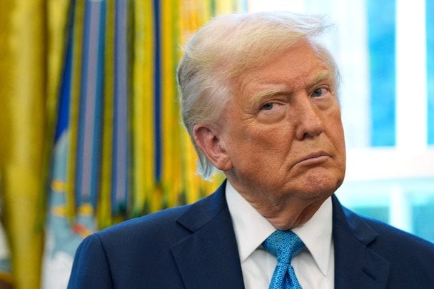 "Жахливе життя під ракетами": Трамп заявив, що розчарований як РФ, так і Україною