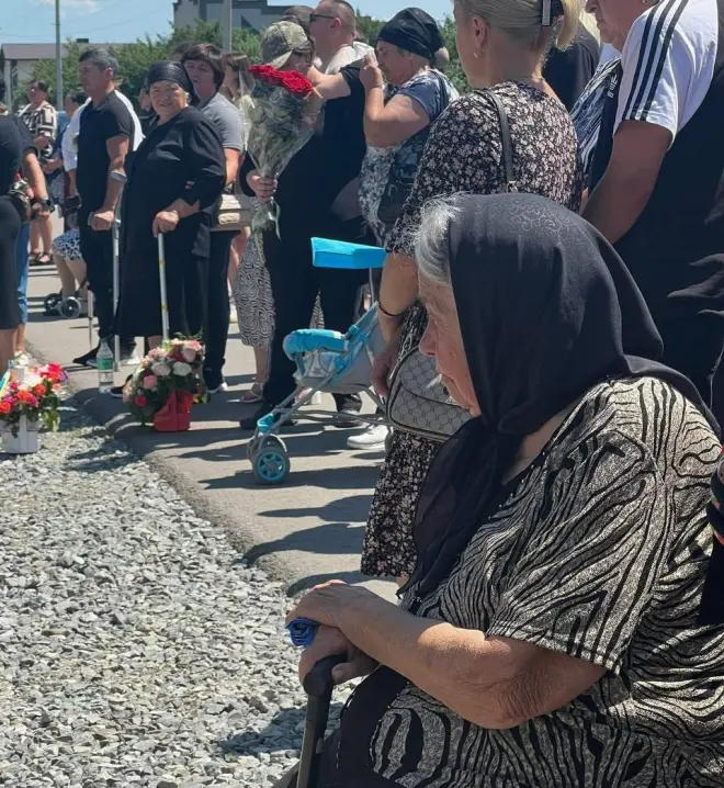 У Тарашанах відкрили Алею Слави та Надії