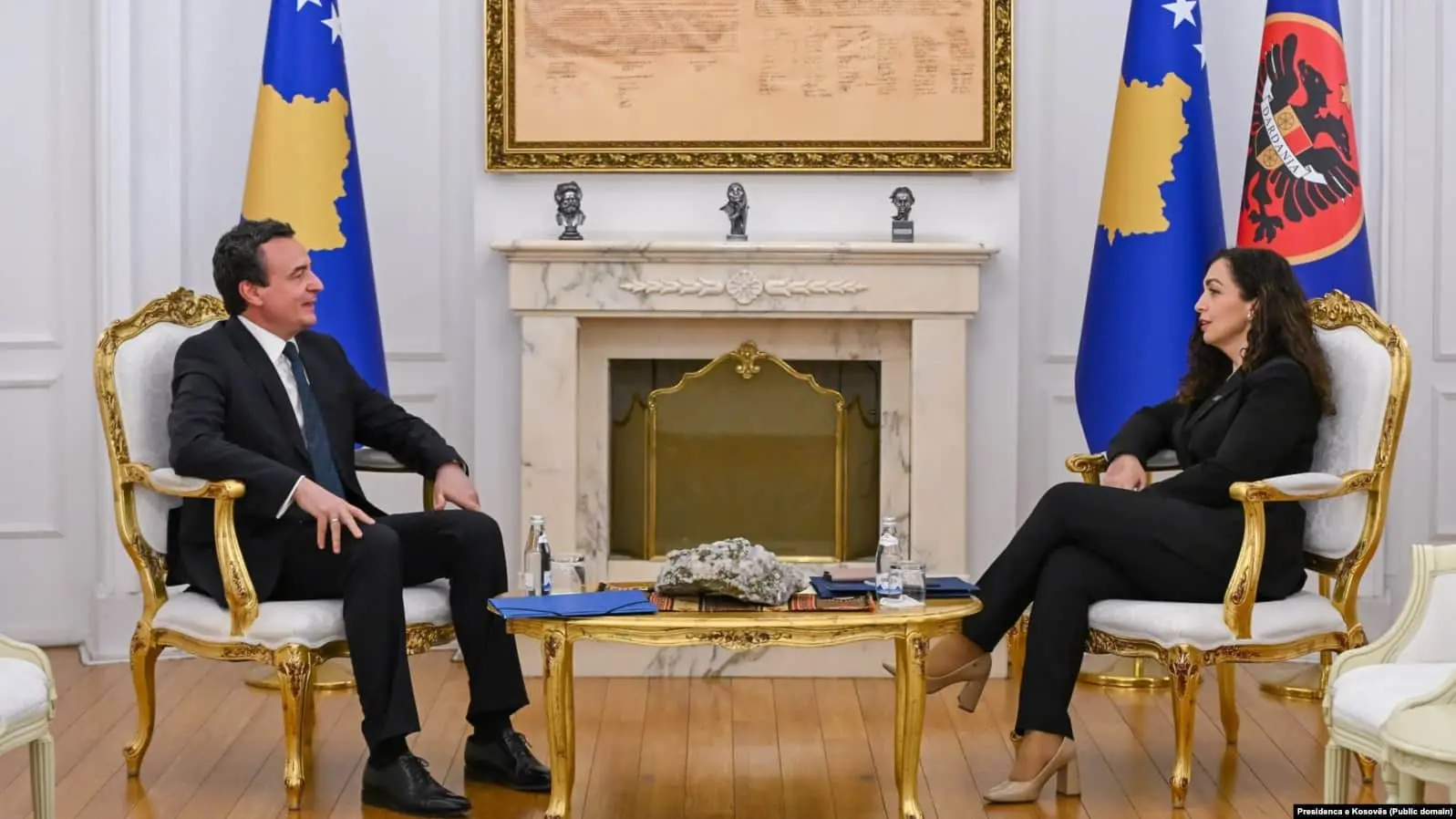 Президентка Косова намагається переконати партії розблокувати роботу парламенту