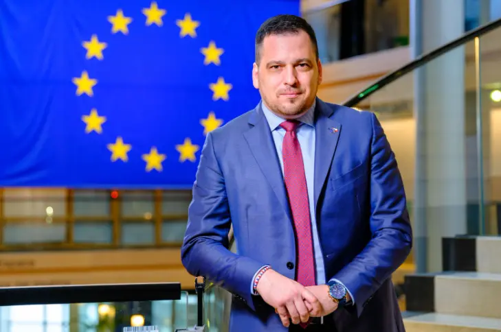 Депутат Европарламента обвинил правительство Фицо в незаконной слежке