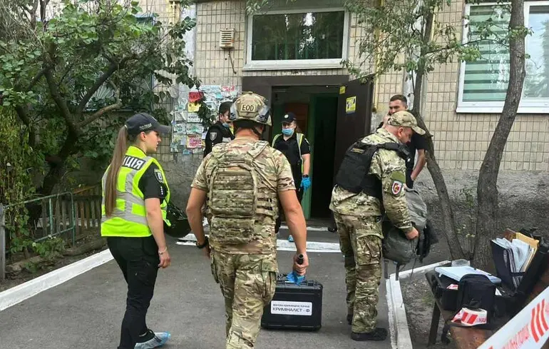 У квартирі в Києві вибухнула граната: двоє загиблих 