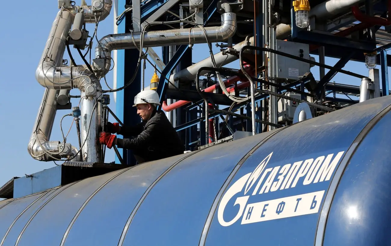 Доходи Росії від нафти і газу в липні впадуть більш ніж на третину, - Reuters