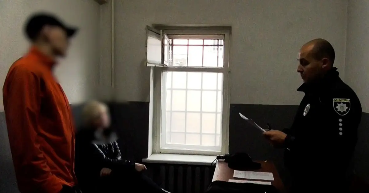 У Вінниці викрили шахрайську групу, яка діяла з колонії за схемою “дзвінок із банку”