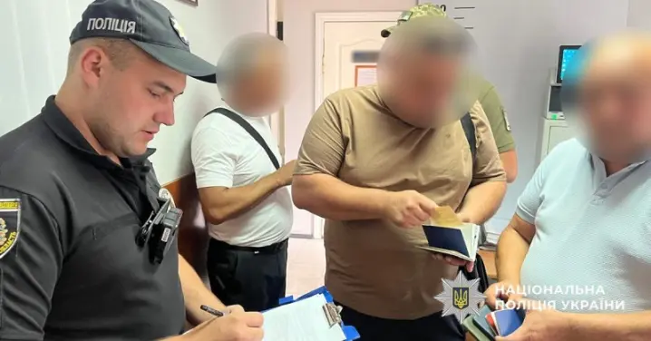 На Буковині судитимуть іноземця за спробу підкупити прикордонників