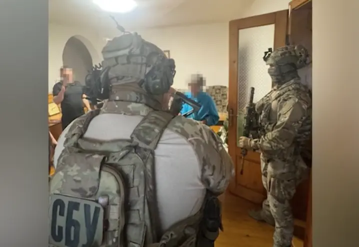 13 тисяч євро за втечу з країни: на Буковині викрили організаторів незаконних схем