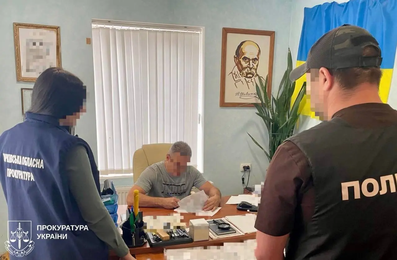 На Харківщині тривалий час забруднювали річку: підозрюють директора КП