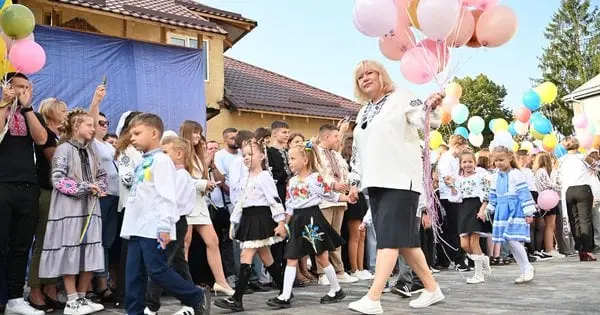 У Перечині відкрили релокований Краматорський ліцей