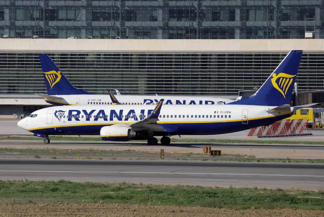 Ryanair: перебої в аеропортах через дрони неприємні, але не загрожують прибутковості