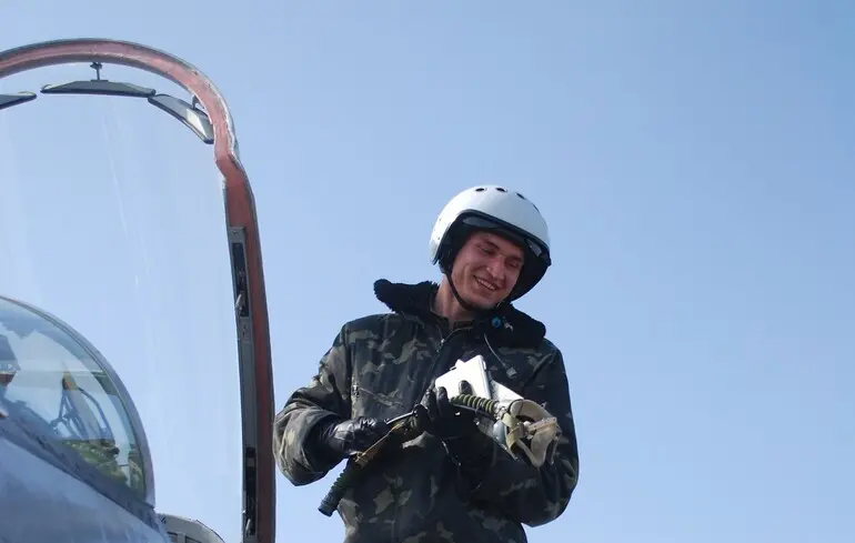 Загиблий пілот F-16 Устименко з першого курсу навчався із льотчиком "Джусом"