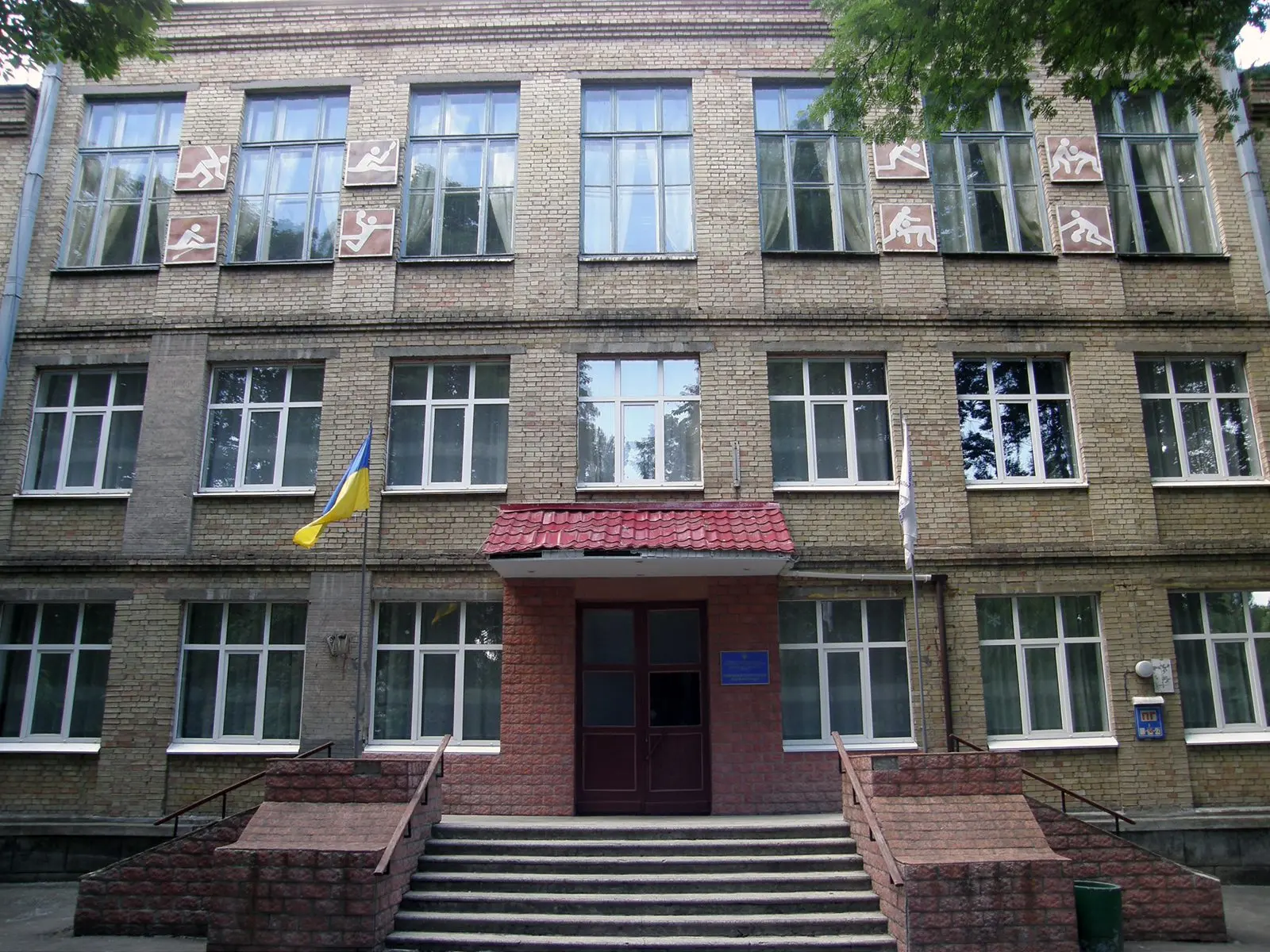 Київський спортивний ліцей збираються відновити за два місяці, витративши понад 32 млн гривень