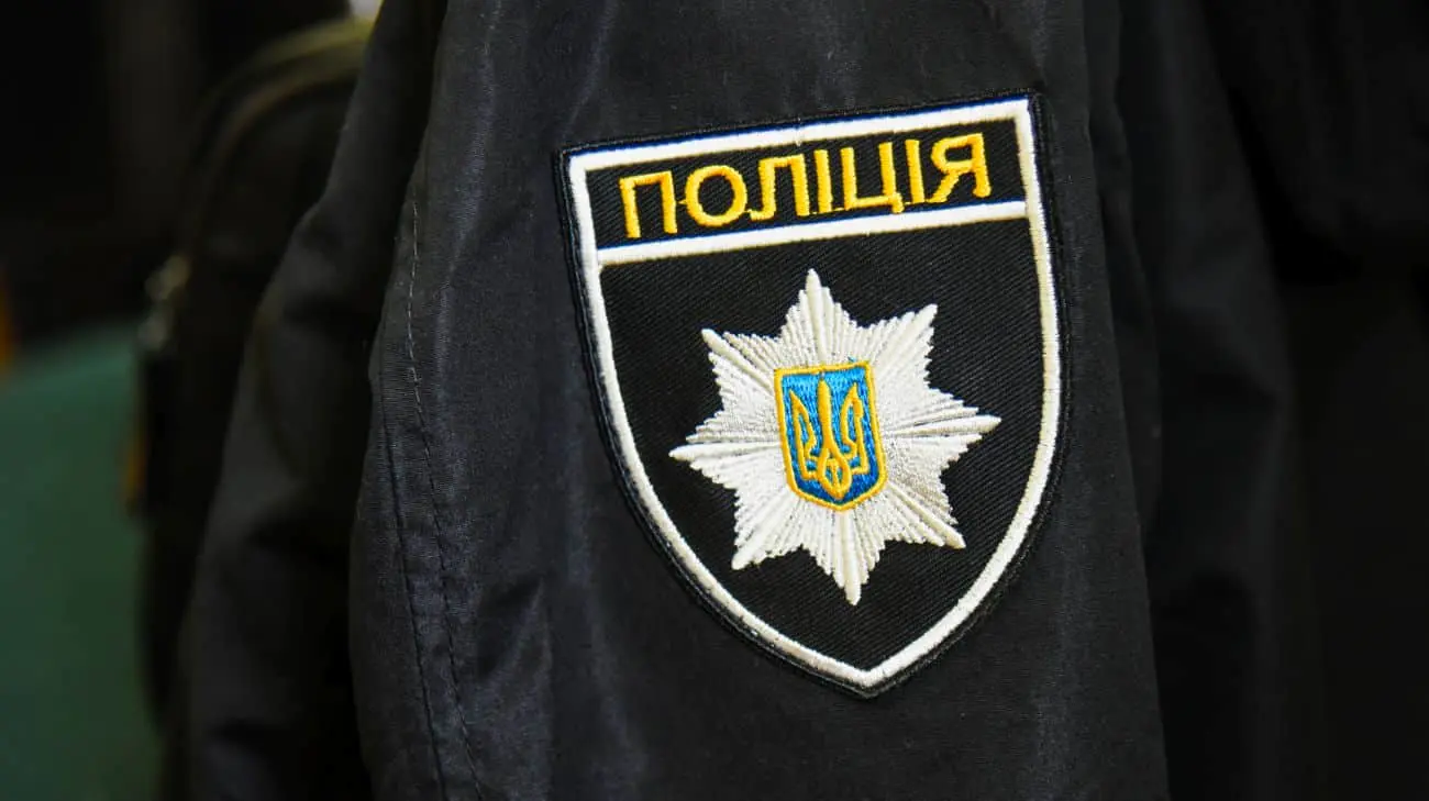 Російський дрон атакував авто поліції на Харківщині: поранено 4 правоохоронців