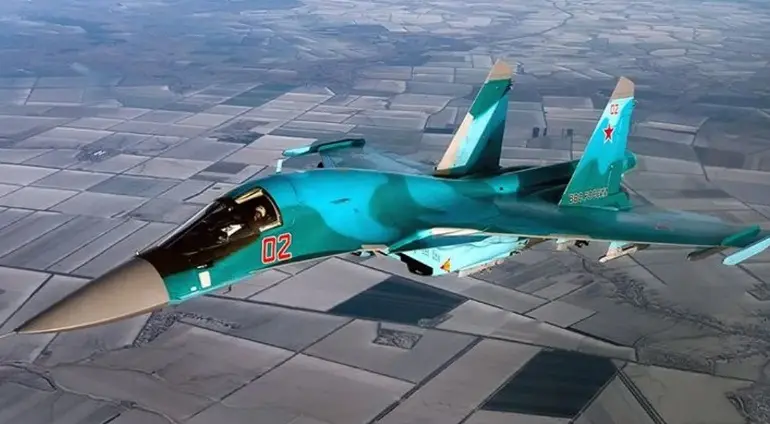 Украинские защитники поразили четыре российских Су-34 на аэродроме в РФ