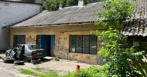 Львів: Фірма батьків Холода купила закинуте приміщення на Городоцькій
