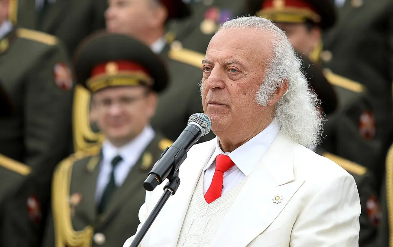 Автор пісень для Ротару і Пугачової написав "гімн Крима"