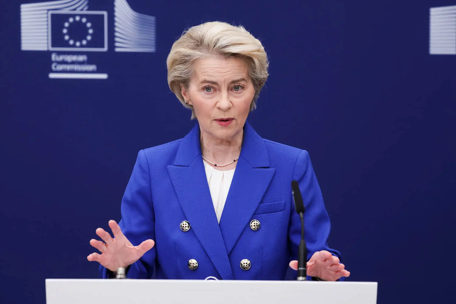 Фон дер Ляєн про атаку на місію ЄС у Києві: "Кремль не зупиниться ні перед чим"