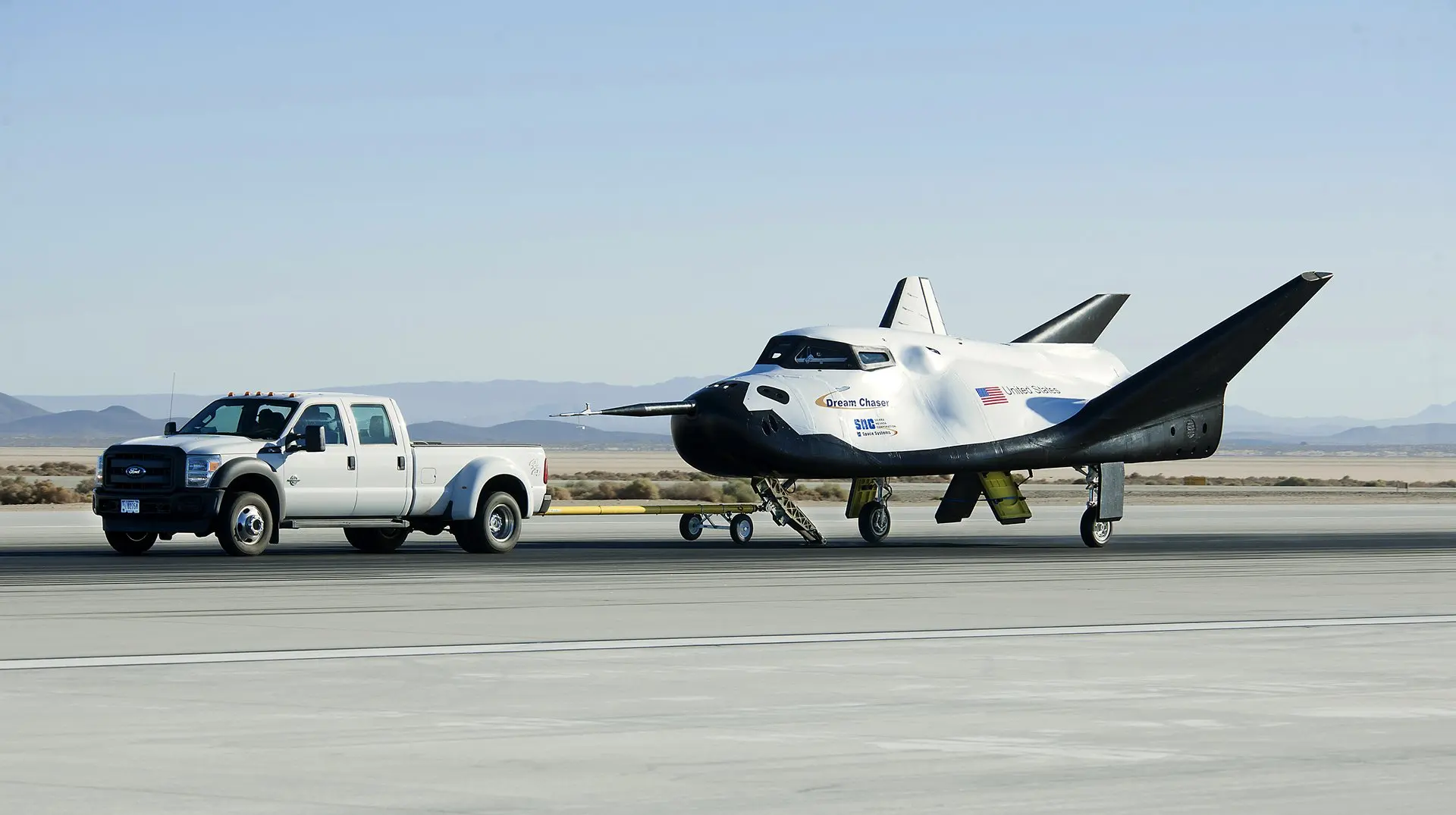 Повернення шатлів: Dream Chaser та інші проєкти цивільних космічних човників
