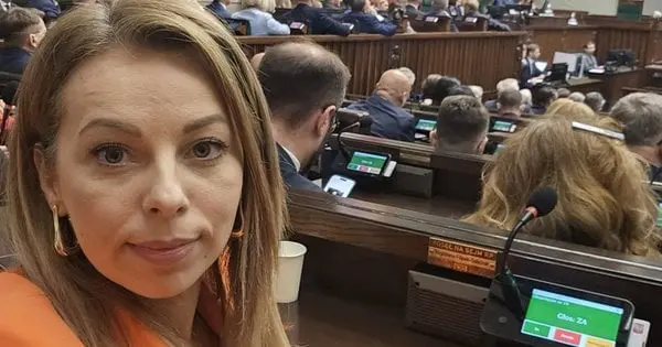 Депутатка польського Сейму випадково оприлюднила запит у ChatGPT для критики опонентів