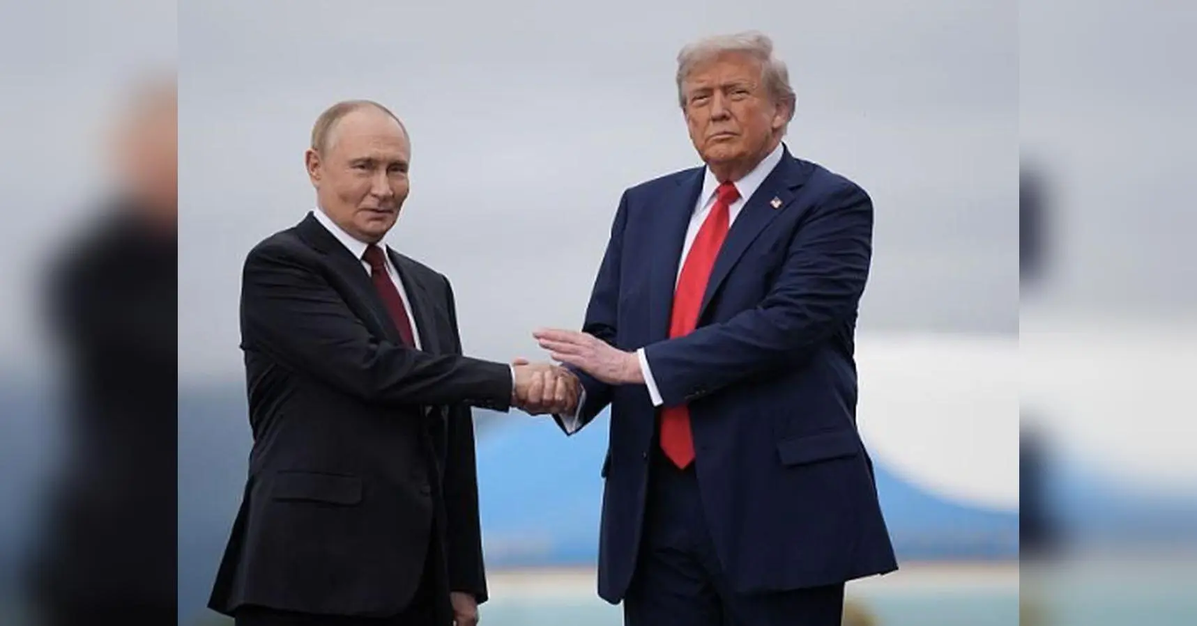 Виявився дрібним покидьком: журналіст про те, як путін програв Трампу