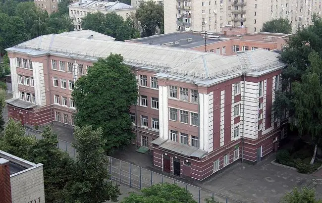 У Києві на час воєнного стану призупинені конкурси на посаду директорів шкіл, – депутатка КМР