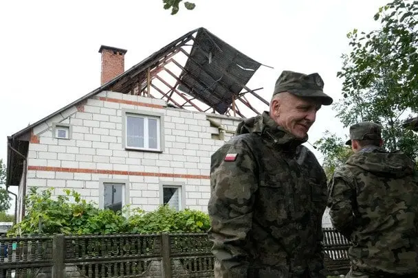 Польща має докази навмисного удару РФ: заява уряду