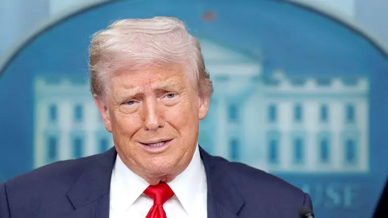 Трамп двічі обмовився, сказавши, що "збирається до Росії" на зустріч до Путіна