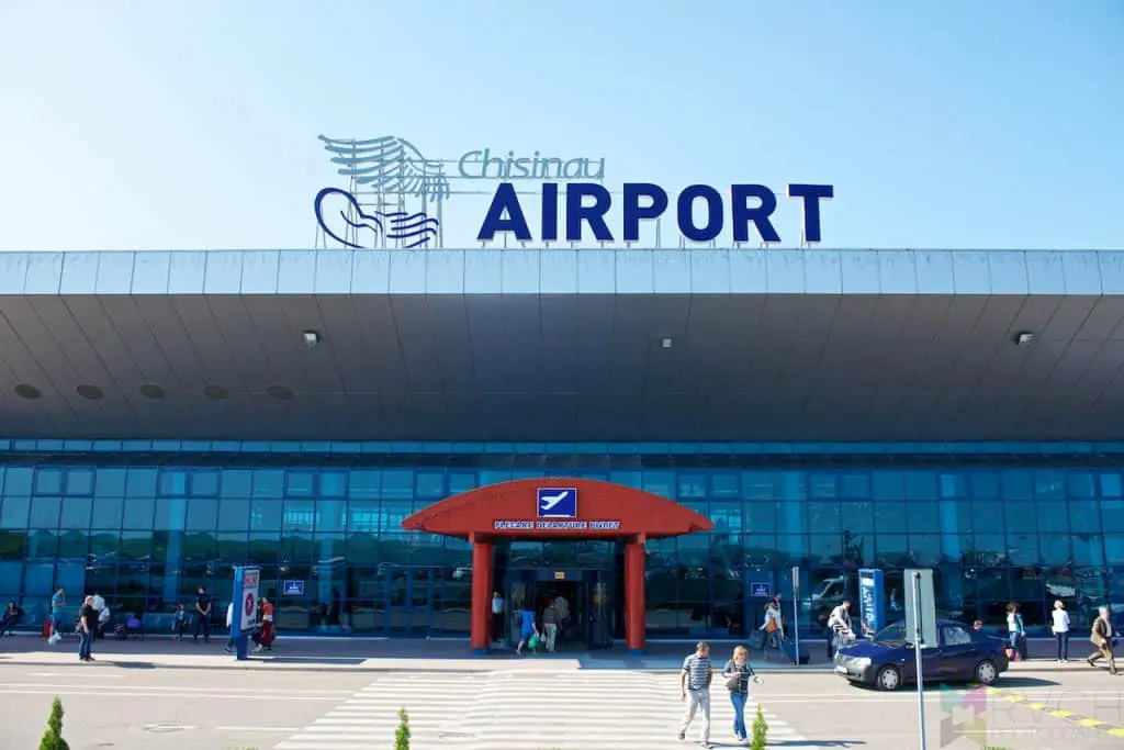 У Молдові кажуть, що причиною збою в аеропорту Кишинева стали атаки РФ на Україну