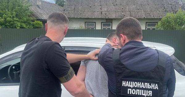 У Львові затримали мешканця Трускавця, який домовлявся з ухилянтом про план втечі з країни