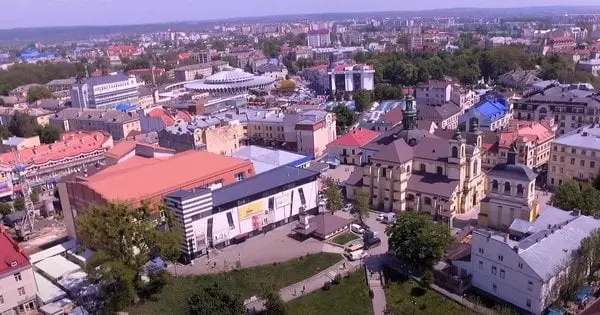 Біля центрального ринку в Івано-Франківську планують збудувати три десятиповерхівки
